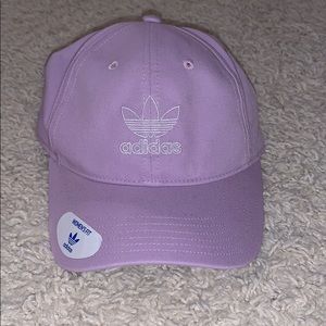 NEVER WORN ADIDAS HAT